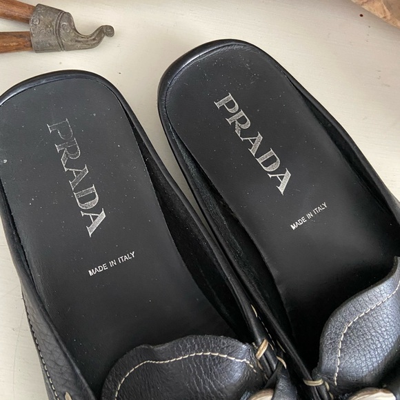 Prada - Picture 2 of 5